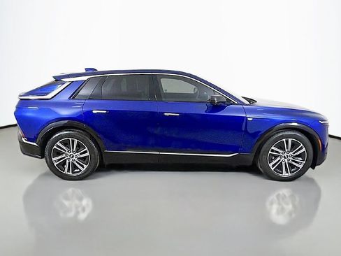 Used 2024 Cadillac Lyriq Luxury RWD image 17