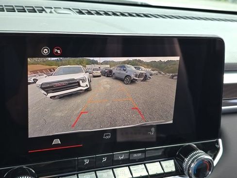 New 2026 GMC Canyon Elevation w/ Convenience Package image 9