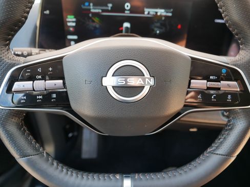 Certified 2023 Nissan Ariya AWD/4WD image 25