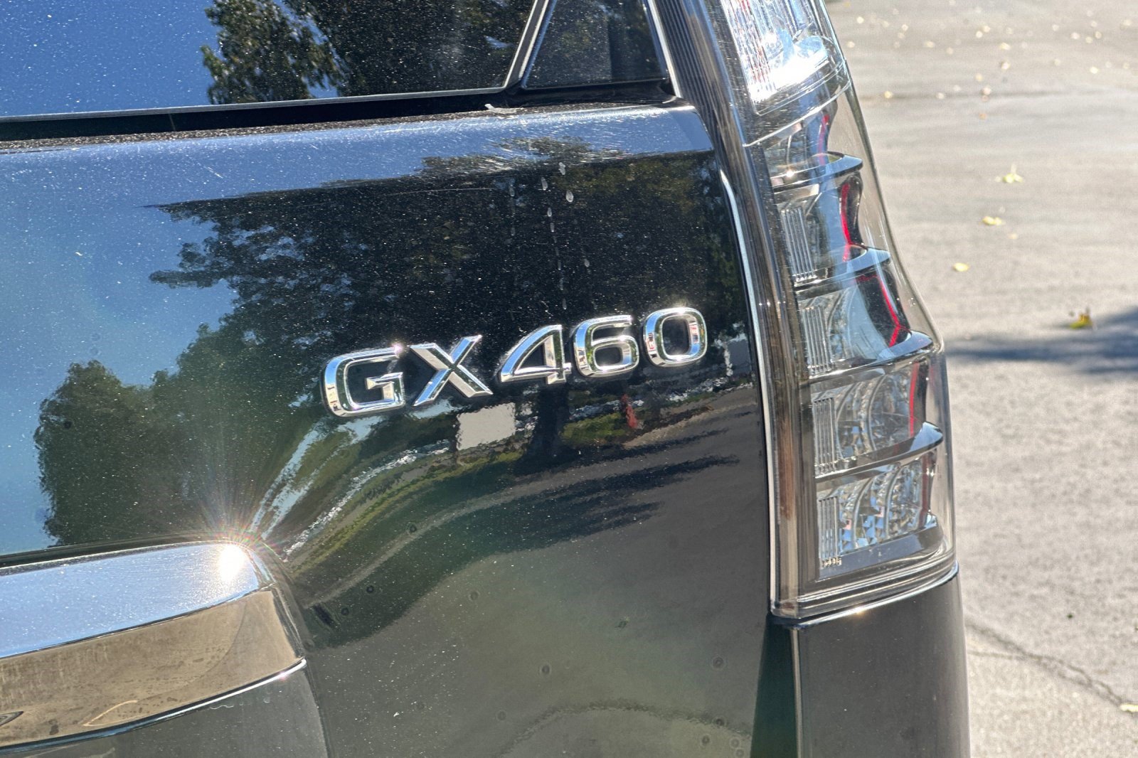 Certified 2023 Lexus GX 460 w/ Black Line Special Edition AWD/4WD image 39