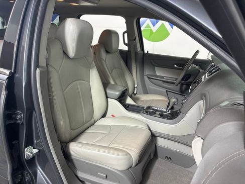 Used 2013 GMC Acadia SLT AWD/4WD image 34