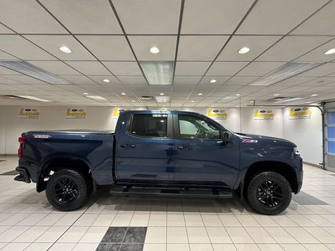 Used 2021 Chevrolet Silverado 1500 LT Trail Boss AWD/4WD image 3