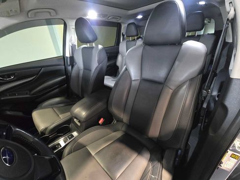 Used 2022 Subaru Ascent Onyx Edition AWD/4WD image 5