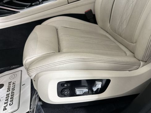 Used 2021 BMW X7 xDrive40i w/ Executive Package AWD/4WD image 12