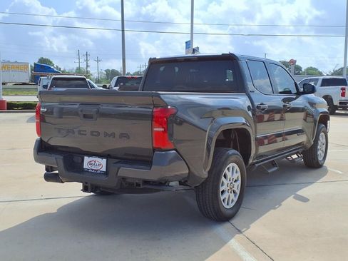 Certified 2025 Toyota Tacoma SR5 image 6