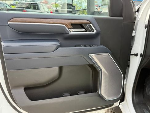 Certified 2024 Chevrolet Silverado 2500 High Country w/ Technology Package AWD/4WD image 14