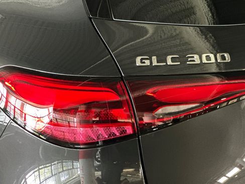New 2026 Mercedes-Benz GLC 300 image 27
