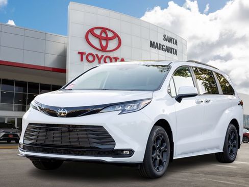 New 2026 Toyota Sienna XLE Woodland Edition AWD/4WD image 1