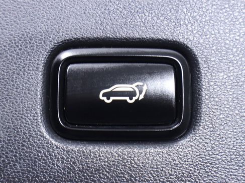 Used 2022 Hyundai Tucson Limited image 36