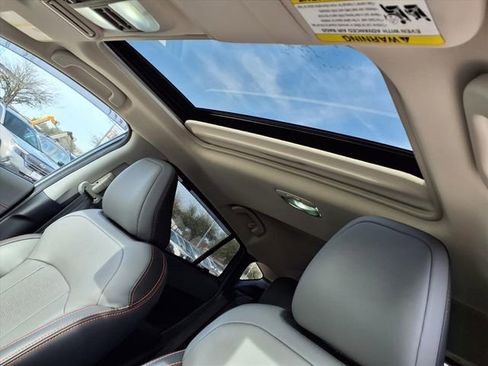 Certified 2025 Subaru Crosstrek 2.5i Limited w/ Popular Package #3A image 8