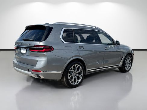 New 2027 BMW X7 xDrive40i w/ Executive Package AWD/4WD image 3