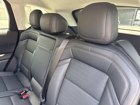 New 2026 Lincoln Nautilus Reserve AWD/4WD image 14