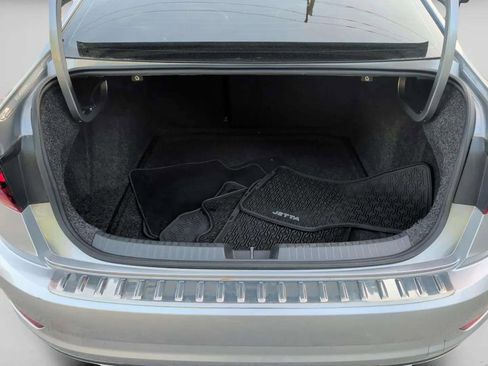 Used 2019 Volkswagen Jetta R-Line image 32