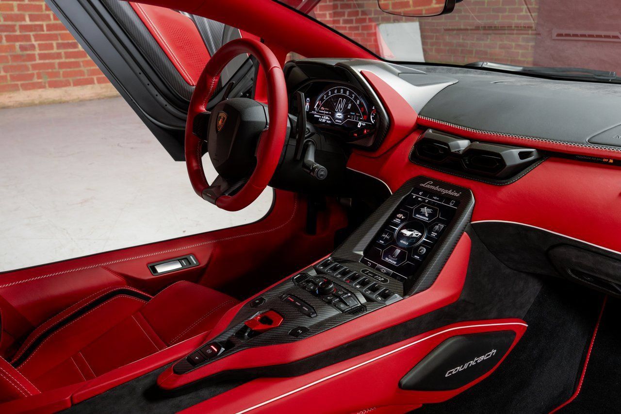 Used 2022 Lamborghini Aventador Countach AWD/4WD image 31