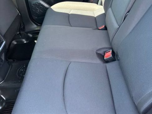 Used 2023 Toyota RAV4 LE AWD/4WD image 10