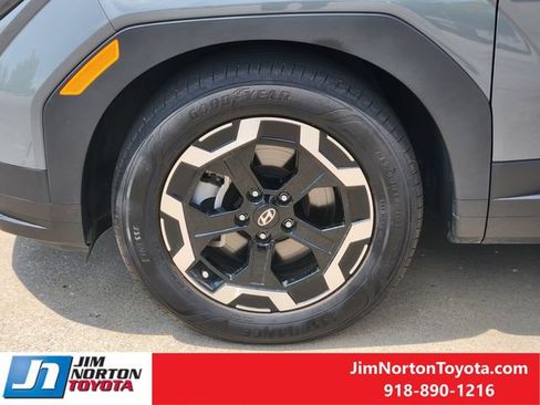 Used 2024 Hyundai Santa Fe SE AWD/4WD image 12