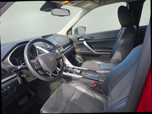 Used 2024 Mitsubishi Eclipse Cross SEL image 10