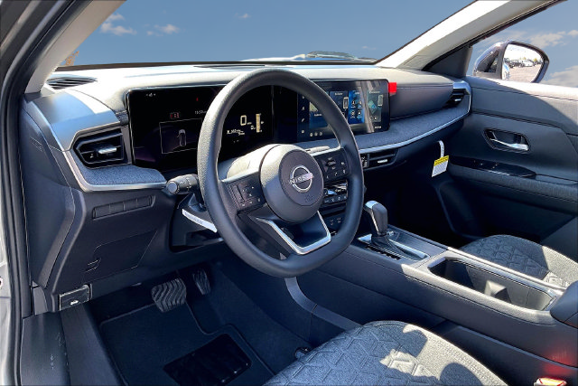 New 2027 Nissan Kicks SV w/ SV Premium Package AWD/4WD image 7