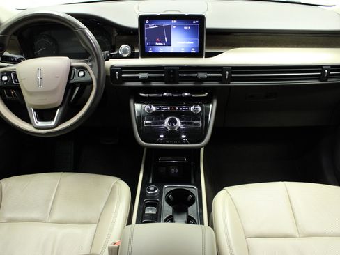 Used 2020 Lincoln Corsair Reserve image 17