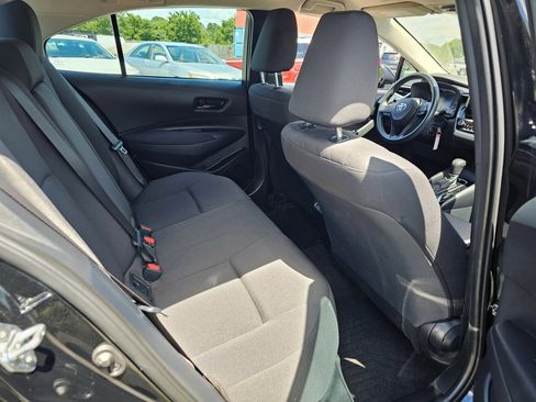 Used 2023 Toyota Corolla LE FWD image 7