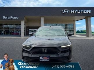 Used 2023 Honda Accord EX video 3