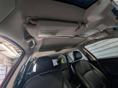 Used 2019 Subaru Outback 2.5i Limited AWD/4WD image 30