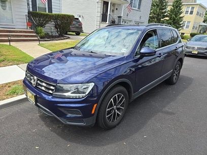 Certified 2021 Volkswagen Tiguan SE w/ Panoramic Sunroof Package
