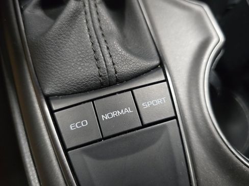 Certified 2024 Toyota Camry SE image 25