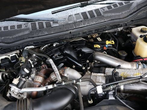 Used 2017 Ford F350 Lariat w/ Lariat Ultimate Package image 13