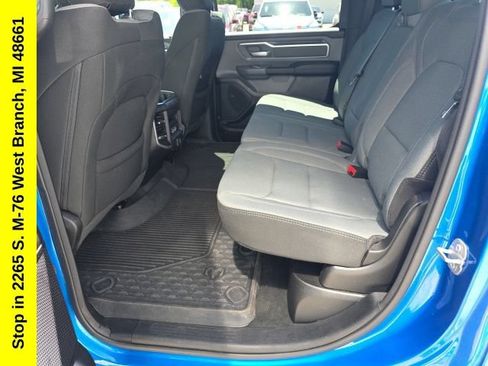 Used 2022 RAM 1500 Big Horn AWD/4WD image 36