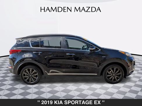 Used 2019 Kia Sportage EX w/ EX Sport Appearance Package AWD/4WD image 2