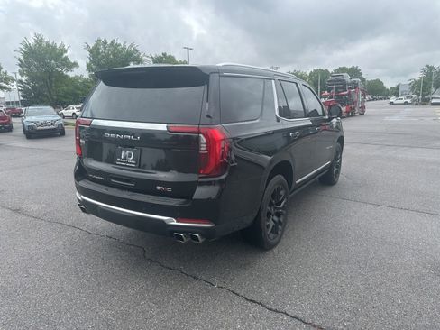 Used 2026 GMC Yukon Denali w/ Sun & Power Step Package AWD/4WD image 5