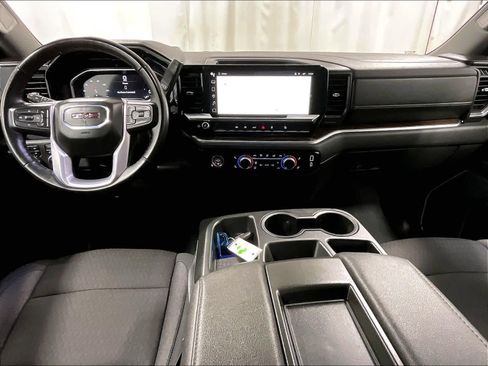 Used 2024 GMC Sierra 1500 Elevation image 21