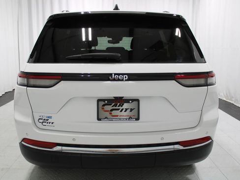 Used 2022 Jeep Grand Cherokee Limited 4xe AWD/4WD image 7