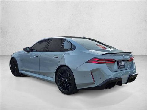 Used 2026 BMW M5 AWD/4WD image 7