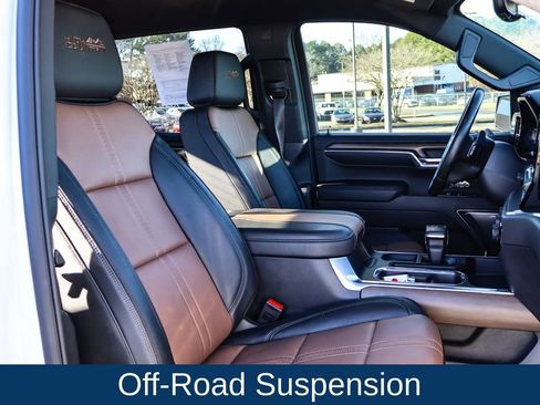 Used 2024 Chevrolet Silverado 1500 High Country w/ Technology Package image 15