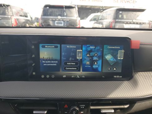 New 2026 Nissan Kicks SR image 16