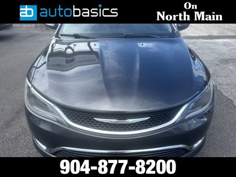 Used 2015 Chrysler 200 Limited image 9
