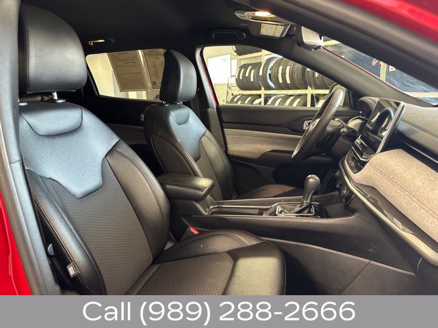 Used 2024 Jeep Compass Latitude AWD/4WD image 20