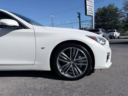 Used 2015 INFINITI Q50 Sport w/ Deluxe Touring Package image 6