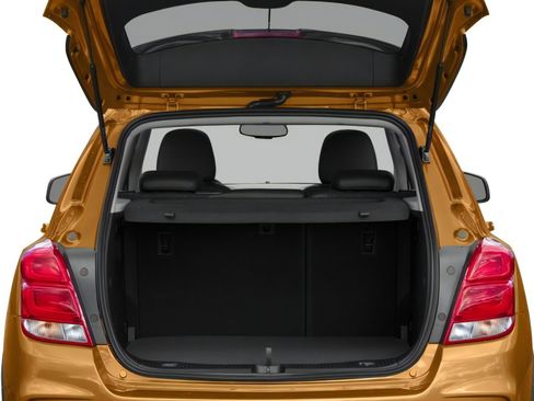 Used 2018 Chevrolet Trax LT w/ Driver Confidence Package FWD image 15