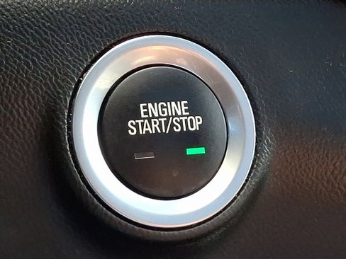 Used 2021 GMC Terrain SLT w/ Infotainment Package II AWD/4WD image 24
