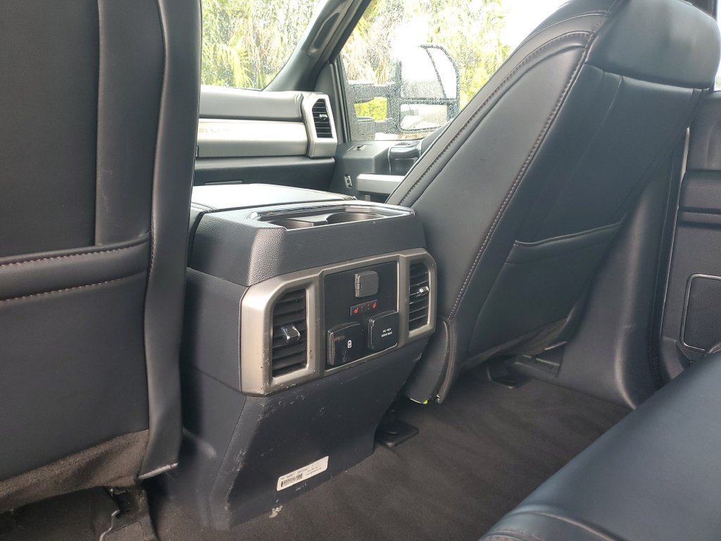 Used 2022 Ford F350 Platinum w/ Snow Plow Prep Package AWD/4WD image 19