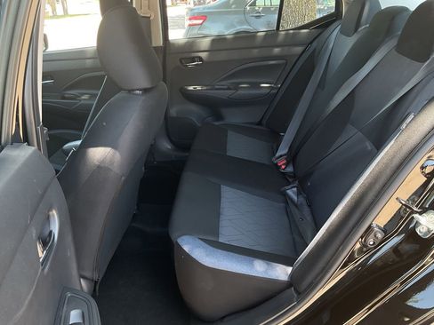 Used 2025 Nissan Versa SV FWD image 10