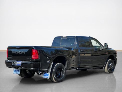 New 2026 RAM 3500 Laramie AWD/4WD image 8