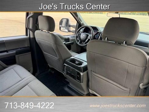 Used 2017 Ford F250 XLT w/ XLT Premium Package AWD/4WD image 32