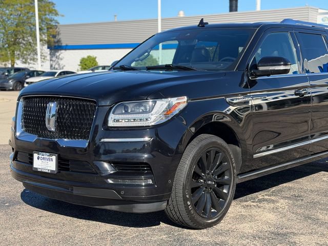 Used 2021 Lincoln Navigator L Reserve AWD/4WD image 3