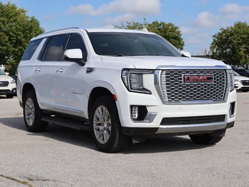 Used 2023 GMC Yukon Denali AWD/4WD image 4