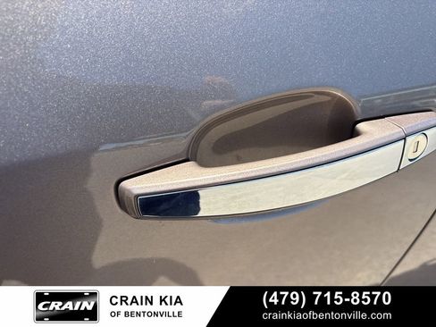 Used 2015 Buick Encore Leather FWD image 9