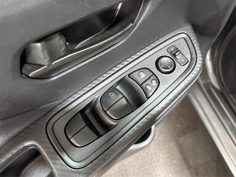 Used 2024 Nissan Versa S FWD image 30